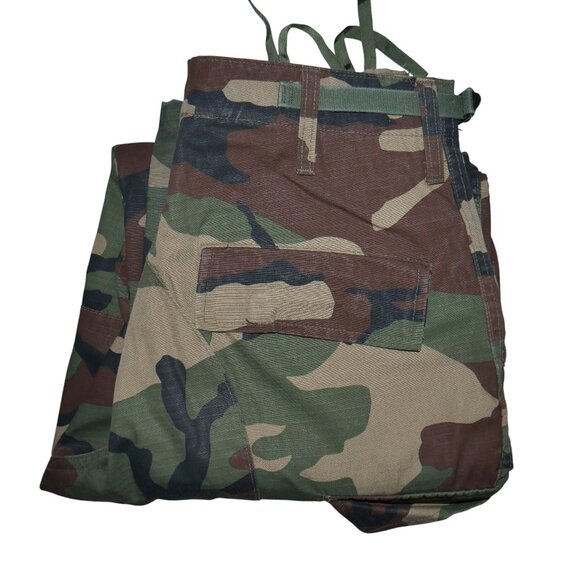 Genuine Gear Mens Cargo Pants Size 28x32 Woodland Camo M81 Hunting Fatigue S/R - Picture 10 of 10